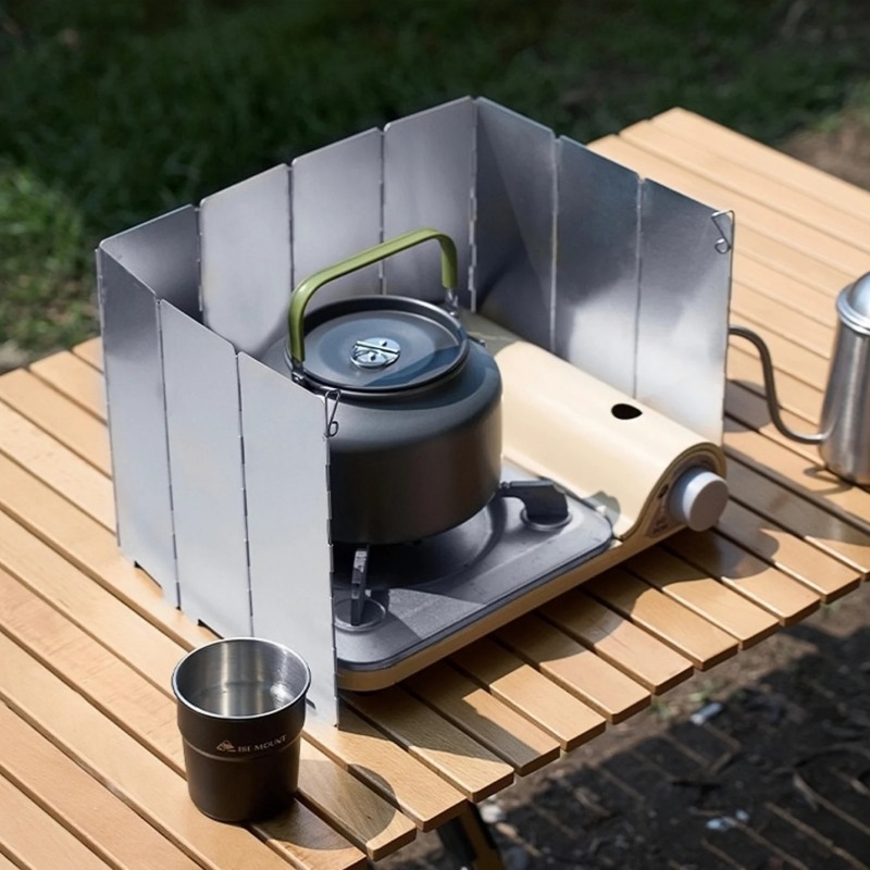 Camping Cooking Windshield - 折りたたみ式ストーブ用風防・熱反射シールド、防風スクリーン、アルミ合金製、ガスバーナー用キャンプクッキングシールド、アウトドアピクニック用